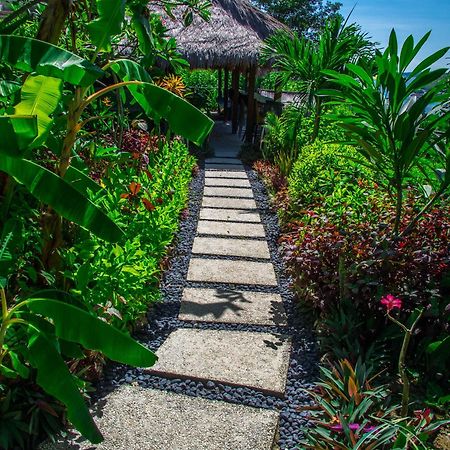 Twin Island Villas & Dive Resort Nusa Lembongan  Exterior photo