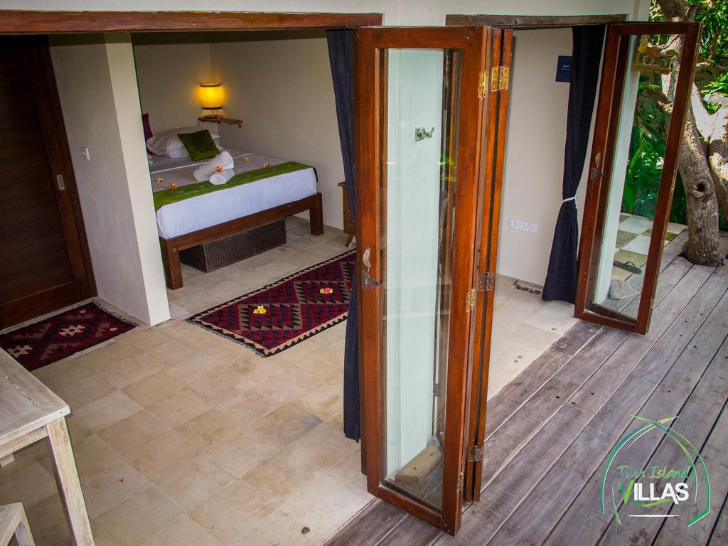 Twin Island Villas & Dive Resort Nusa Lembongan  Exterior photo